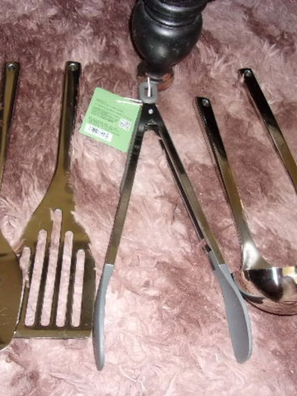 Figmint Huge bundle of Kitchen Utensils New Spoons/Tongs/spatula/whisk etc